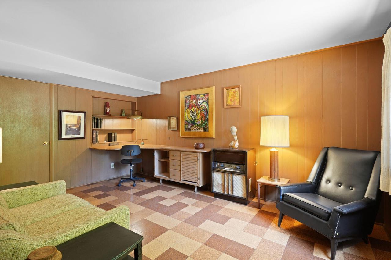 1209 Valley View DRIVE