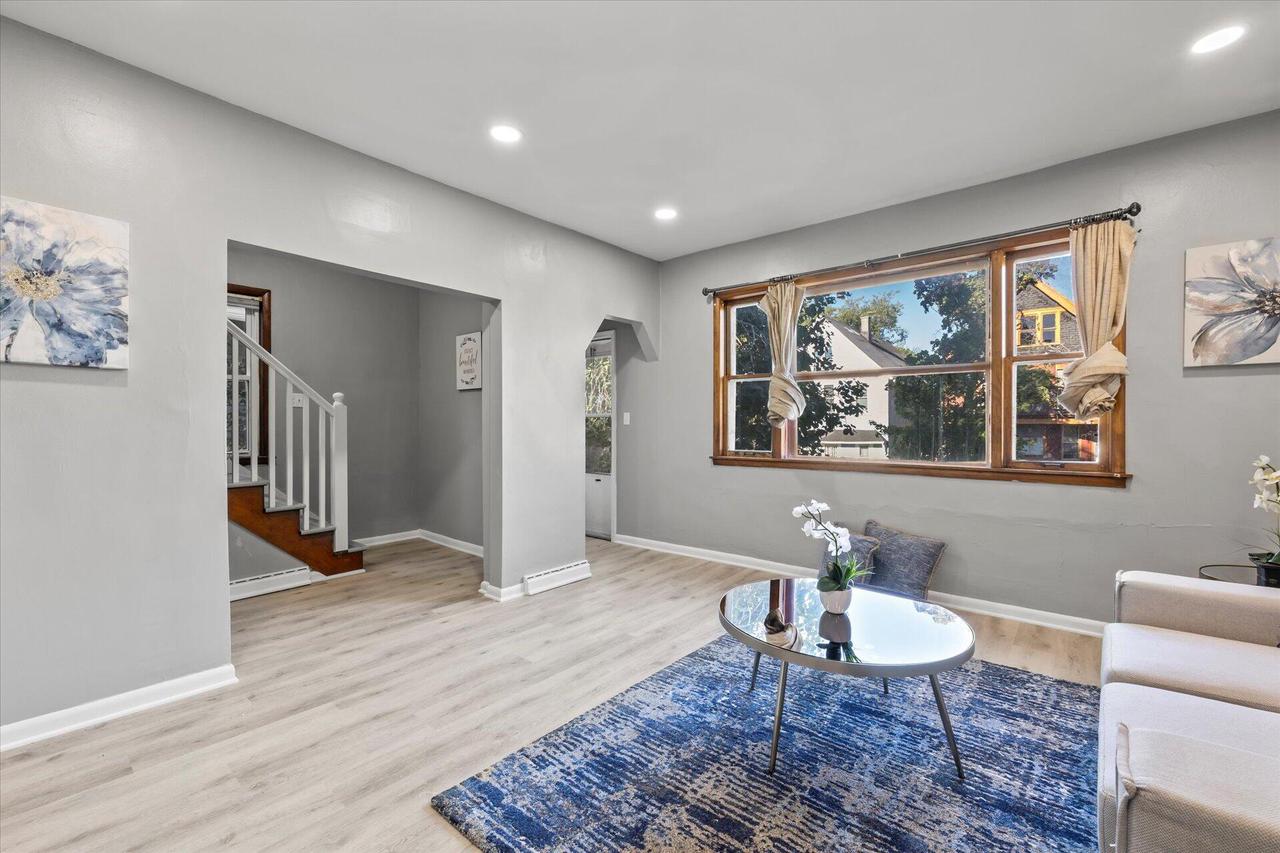 2332 South 10th STREET