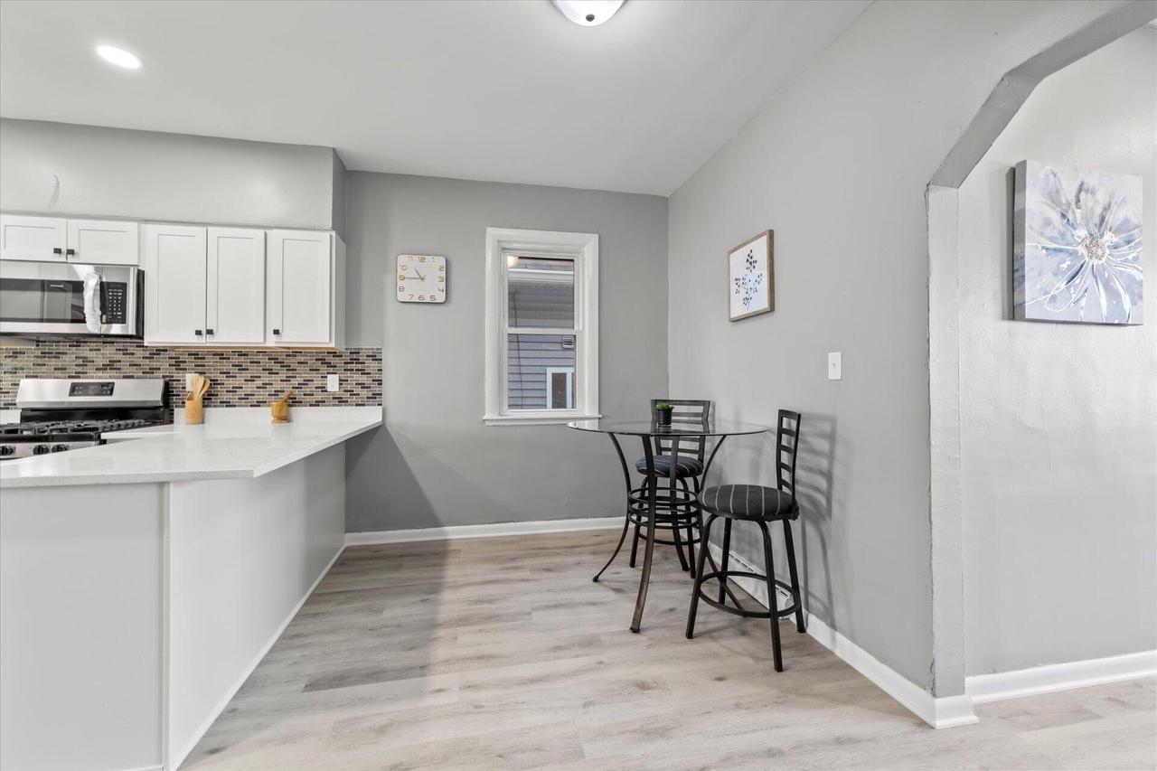 2332 South 10th STREET