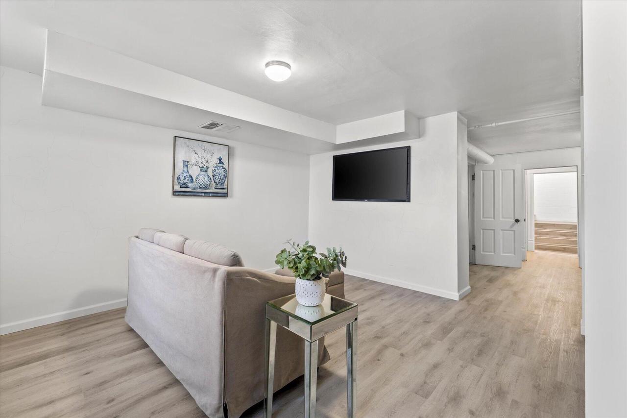 2332 South 10th STREET