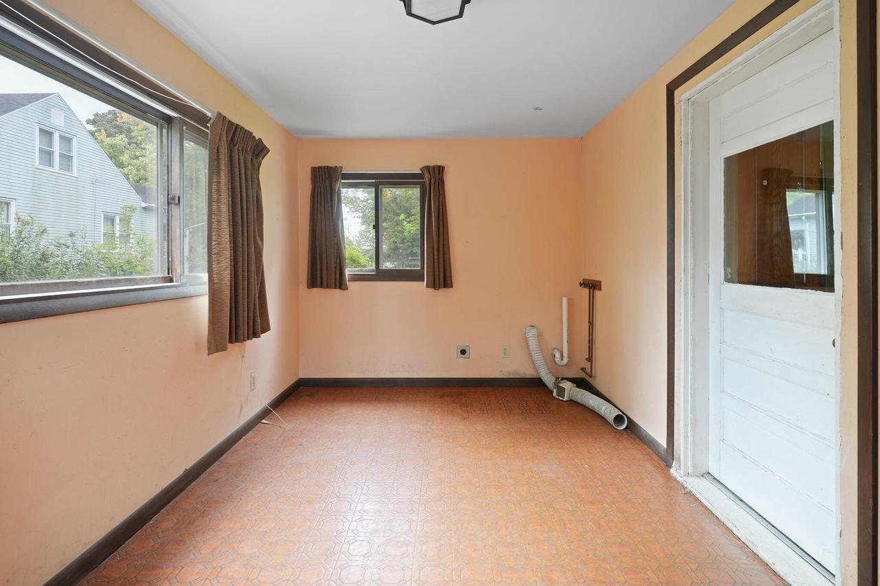 1629 Old Fancher ROAD