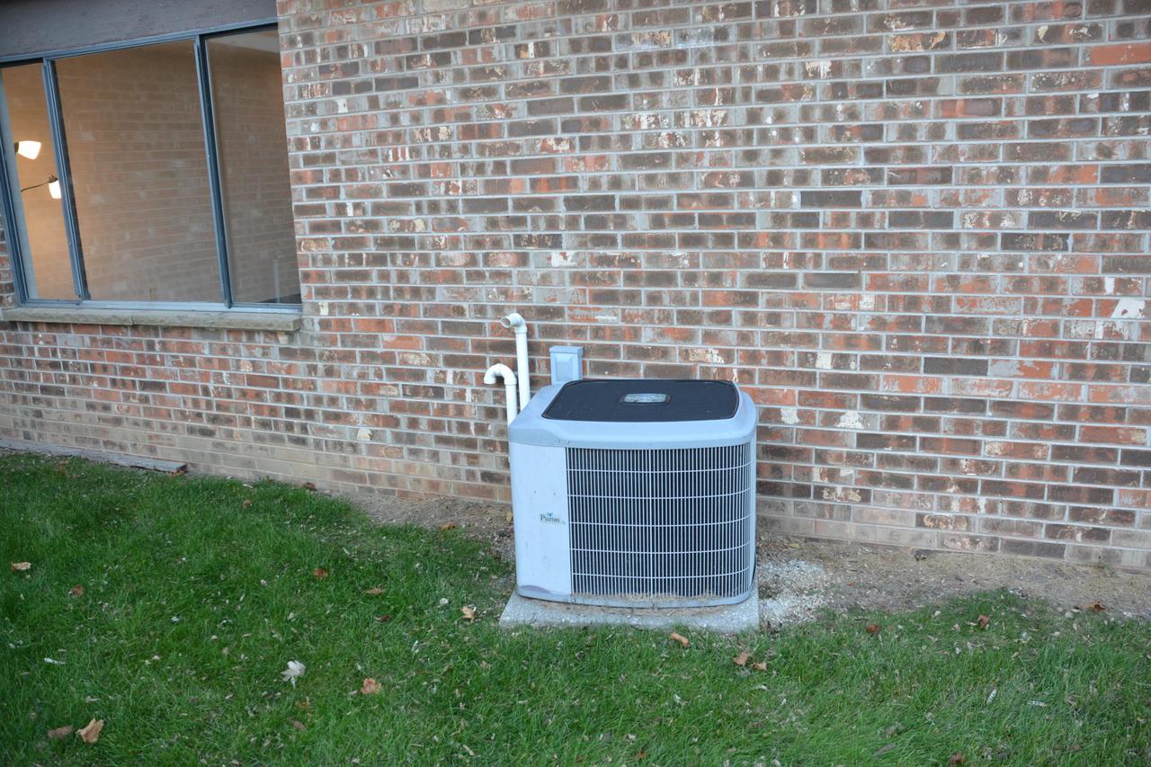 6267 West Port AVENUE