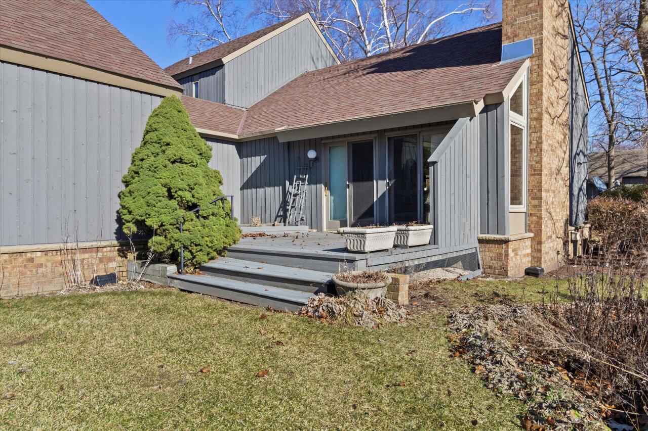 1 Deepwood DRIVE B-1