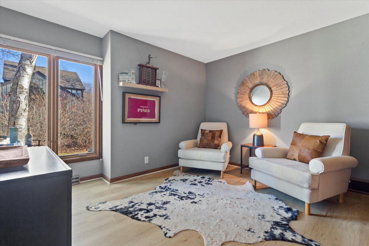 1 Deepwood DRIVE B-1