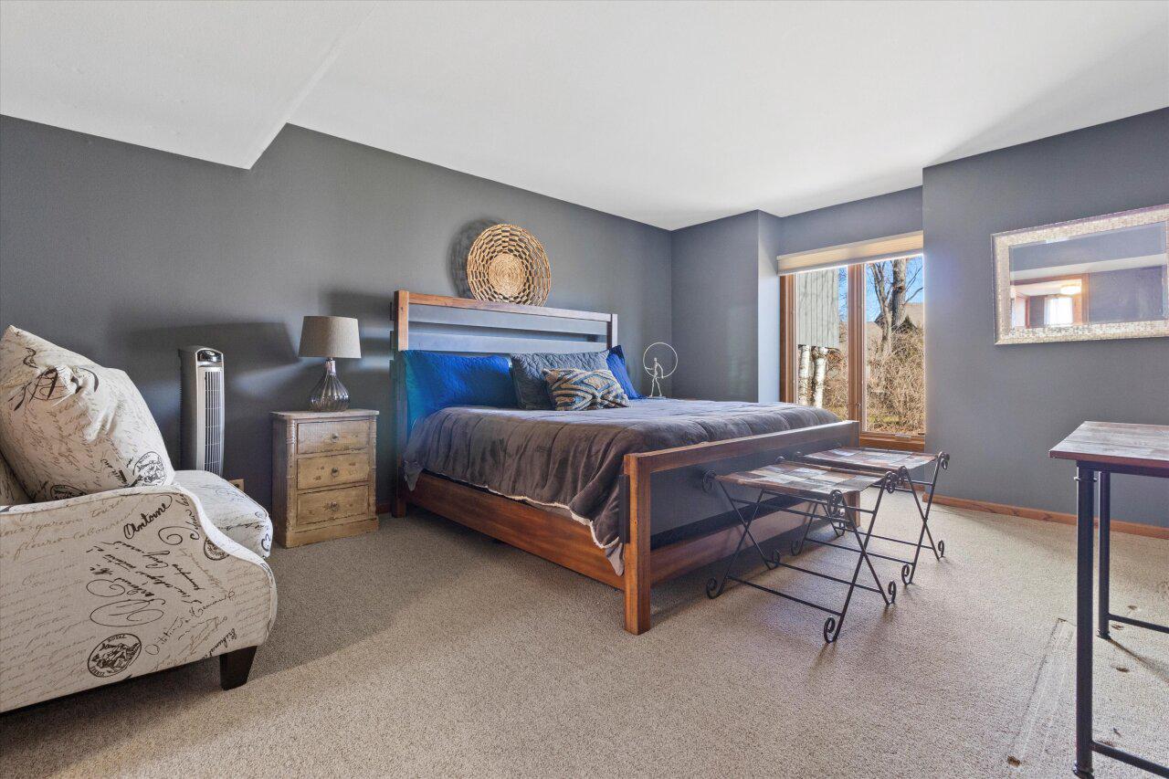 1 Deepwood DRIVE B-1