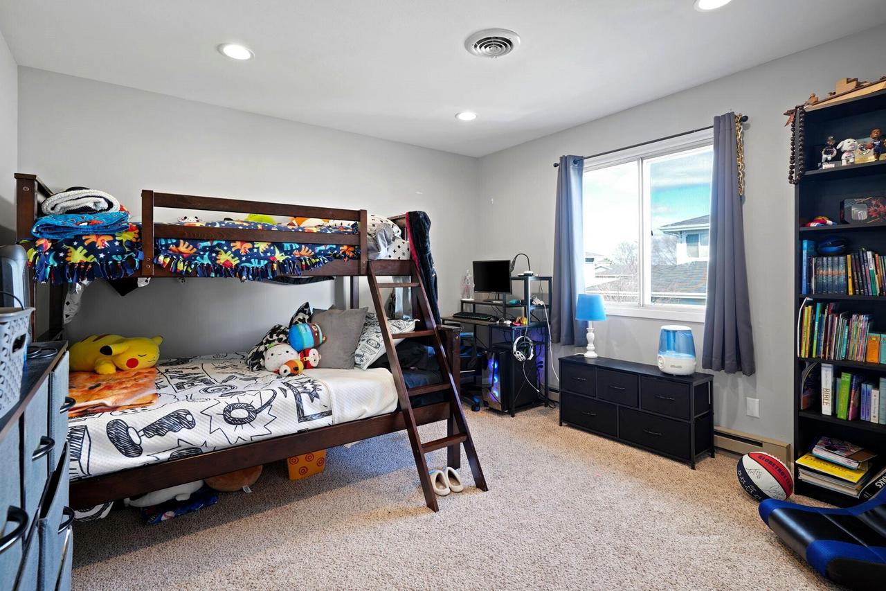 6611 Mariner DRIVE 8