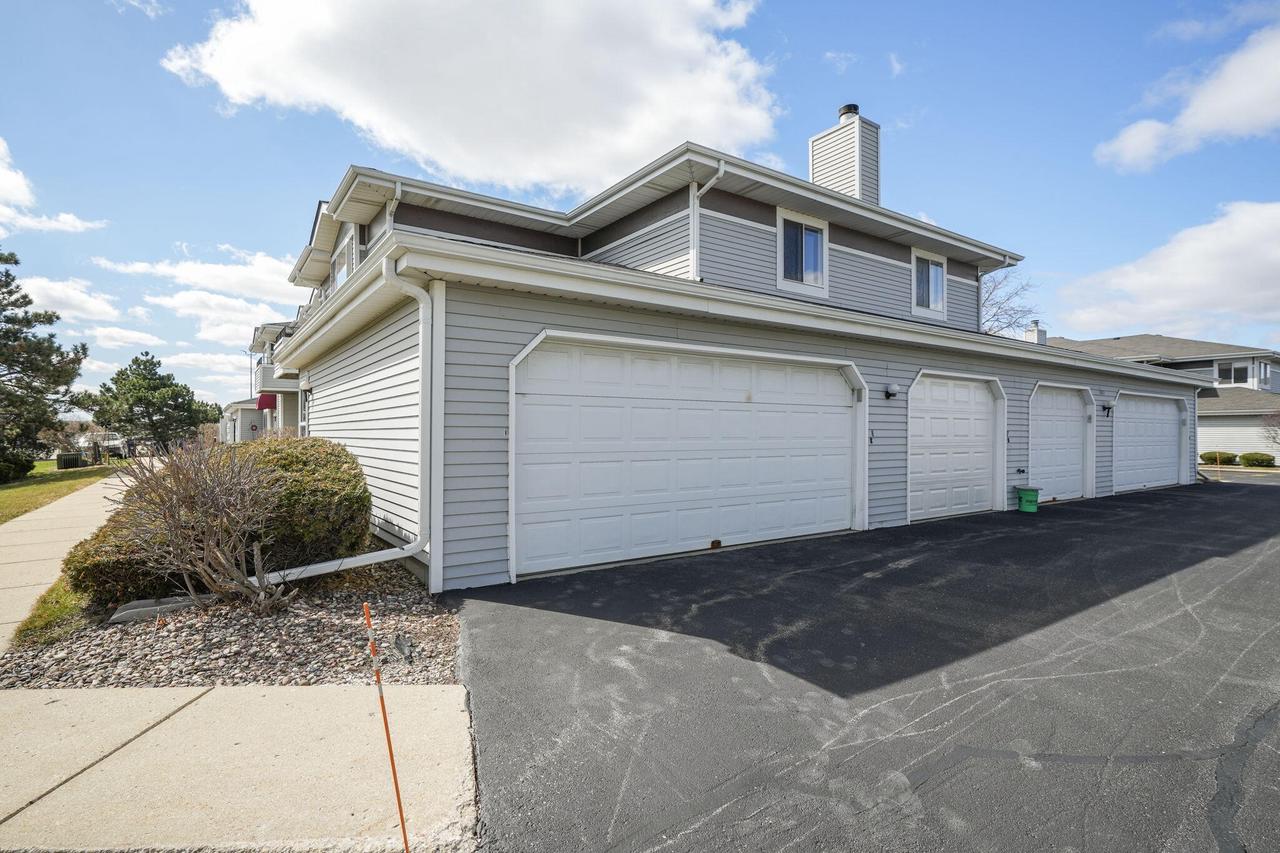 6611 Mariner DRIVE 8