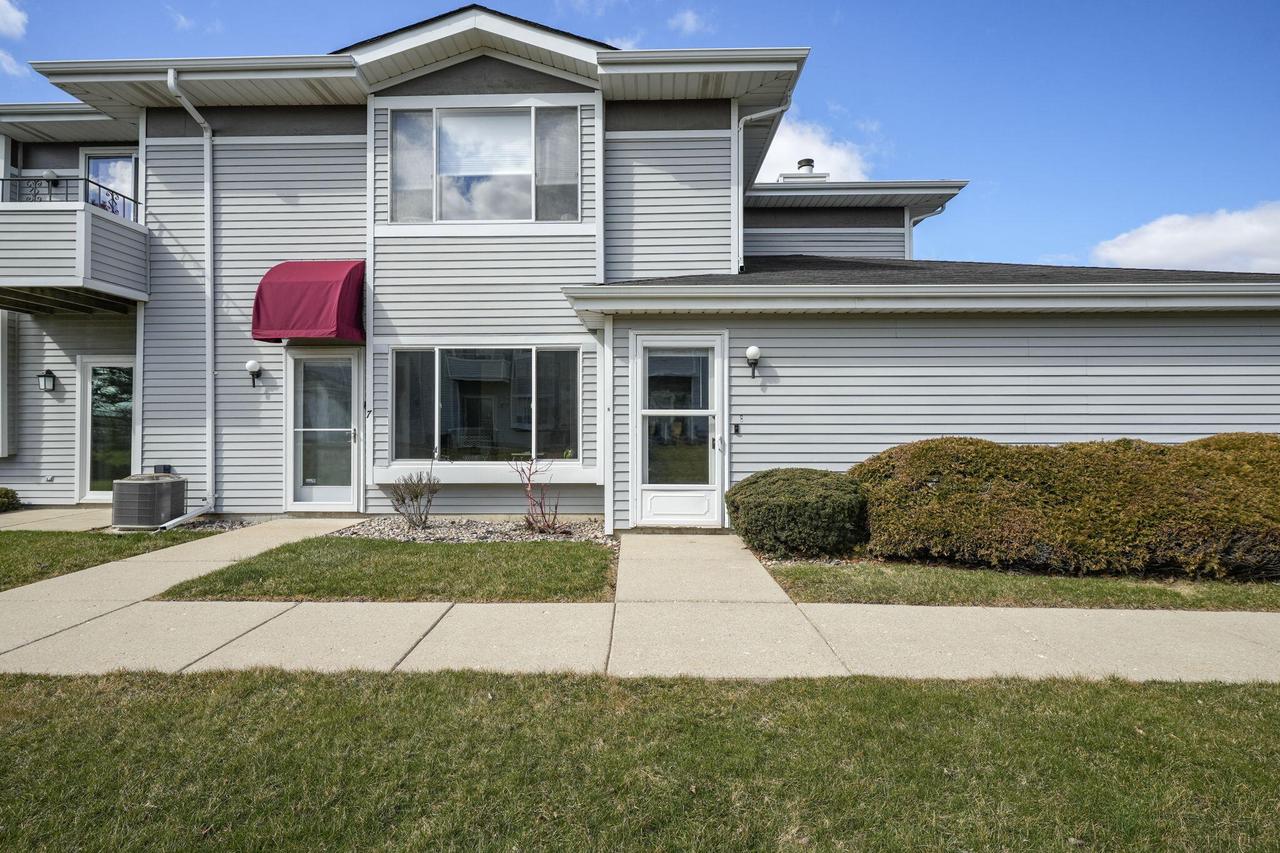 6611 Mariner DRIVE 8