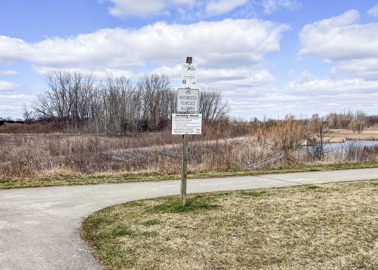 6611 Mariner DRIVE 8