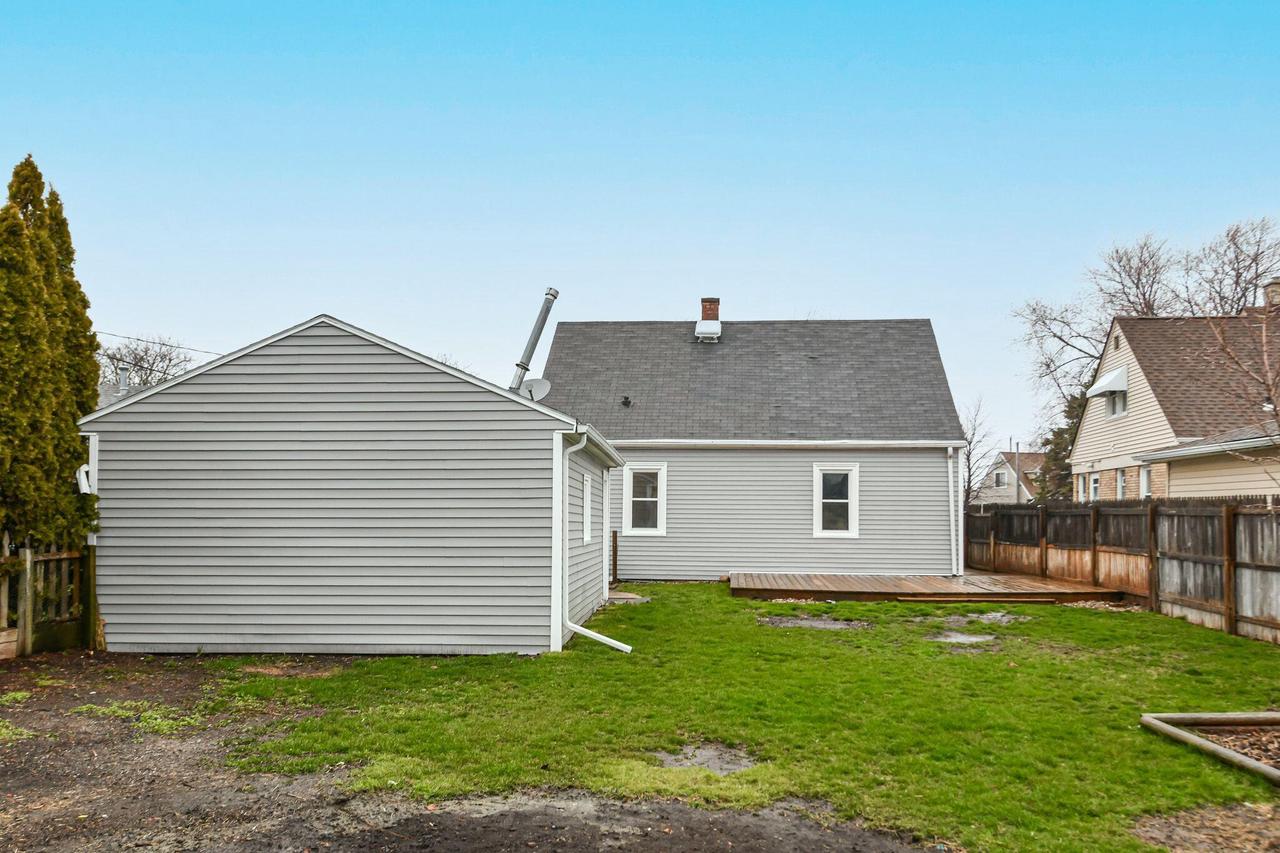 1919 Jerome BOULEVARD