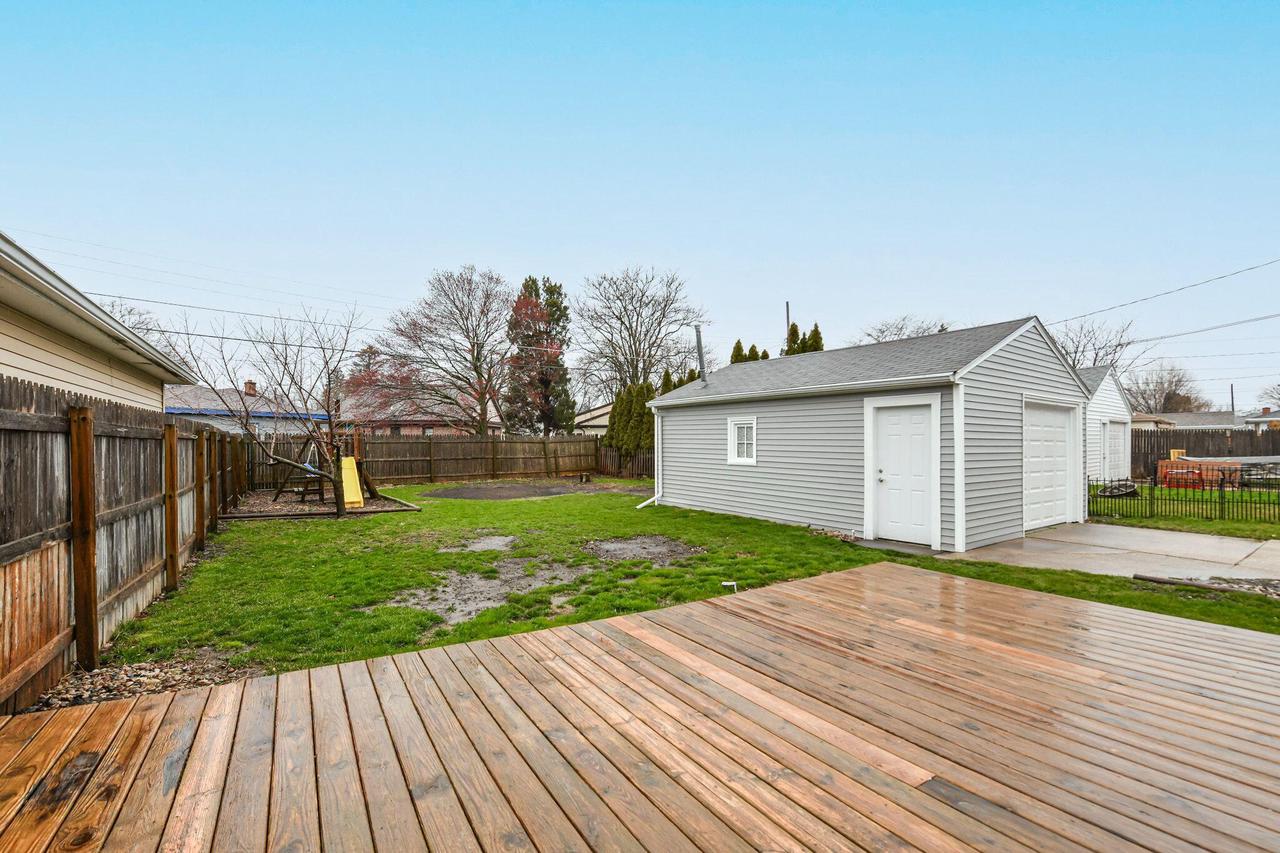 1919 Jerome BOULEVARD