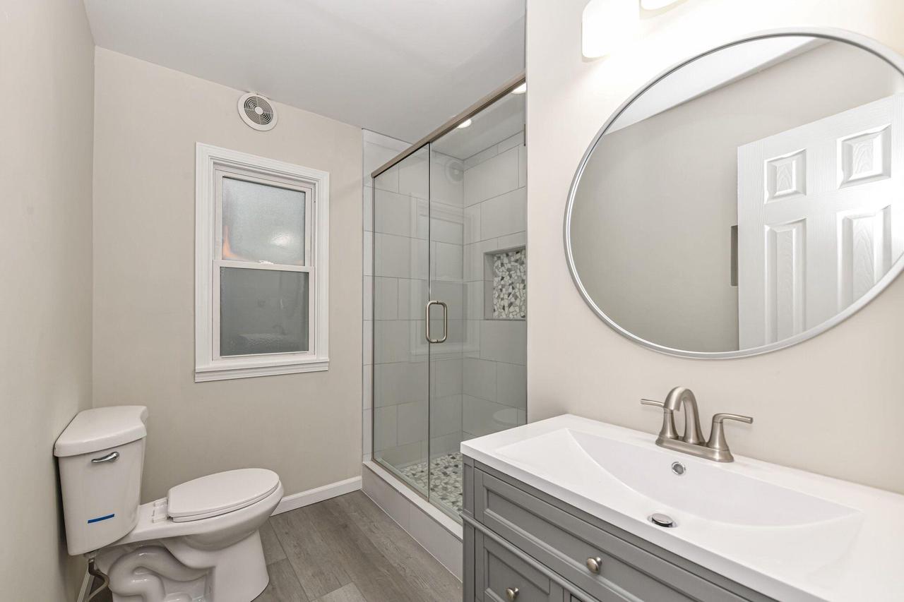 1919 Jerome BOULEVARD