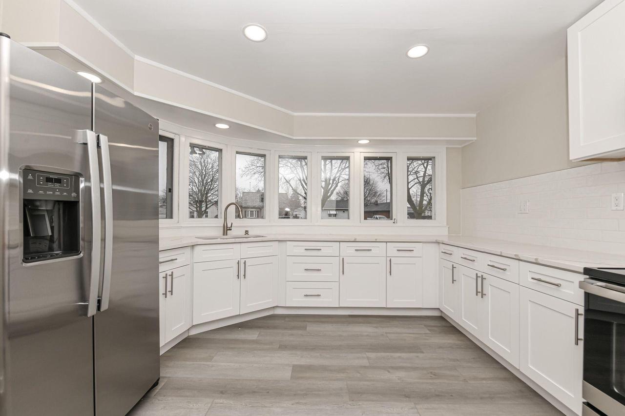 1919 Jerome BOULEVARD