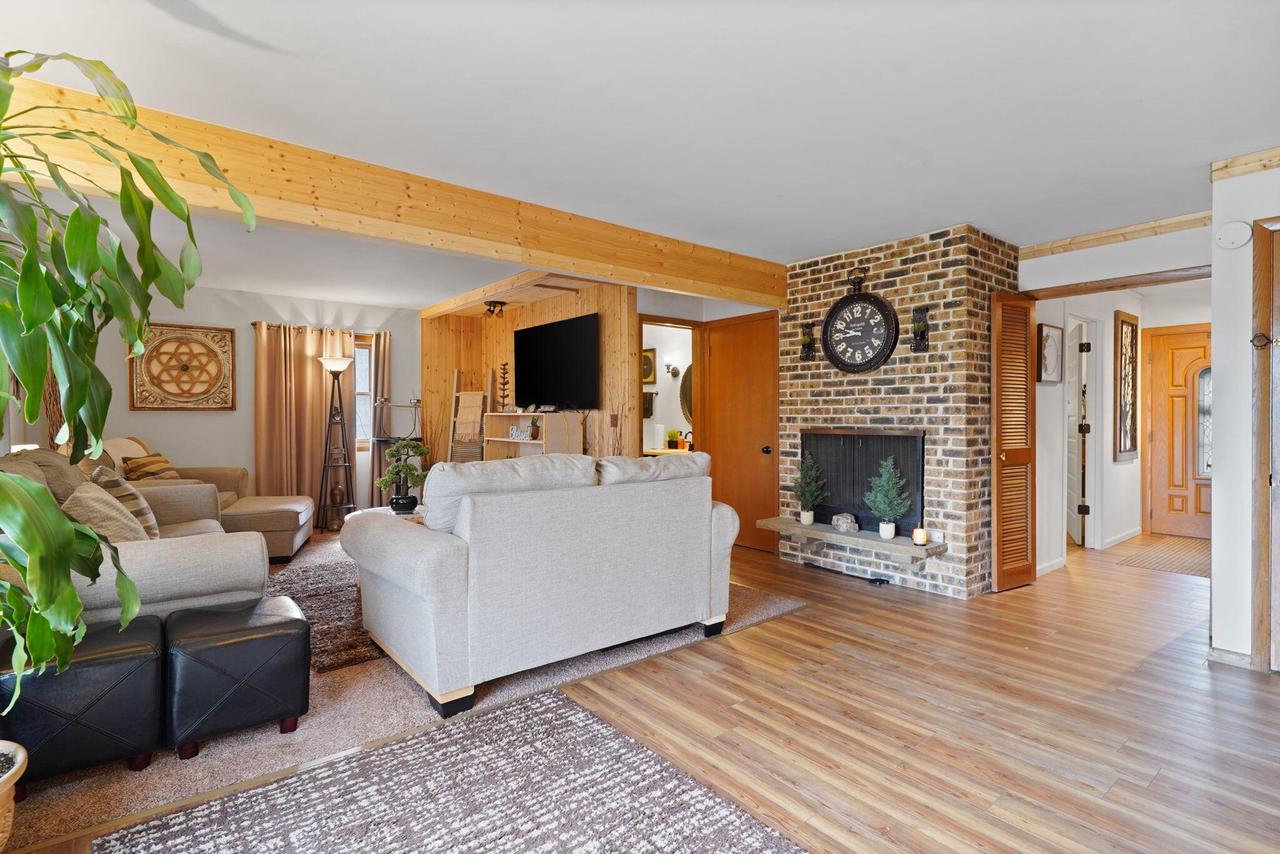 5419 Gallant Fox LANE