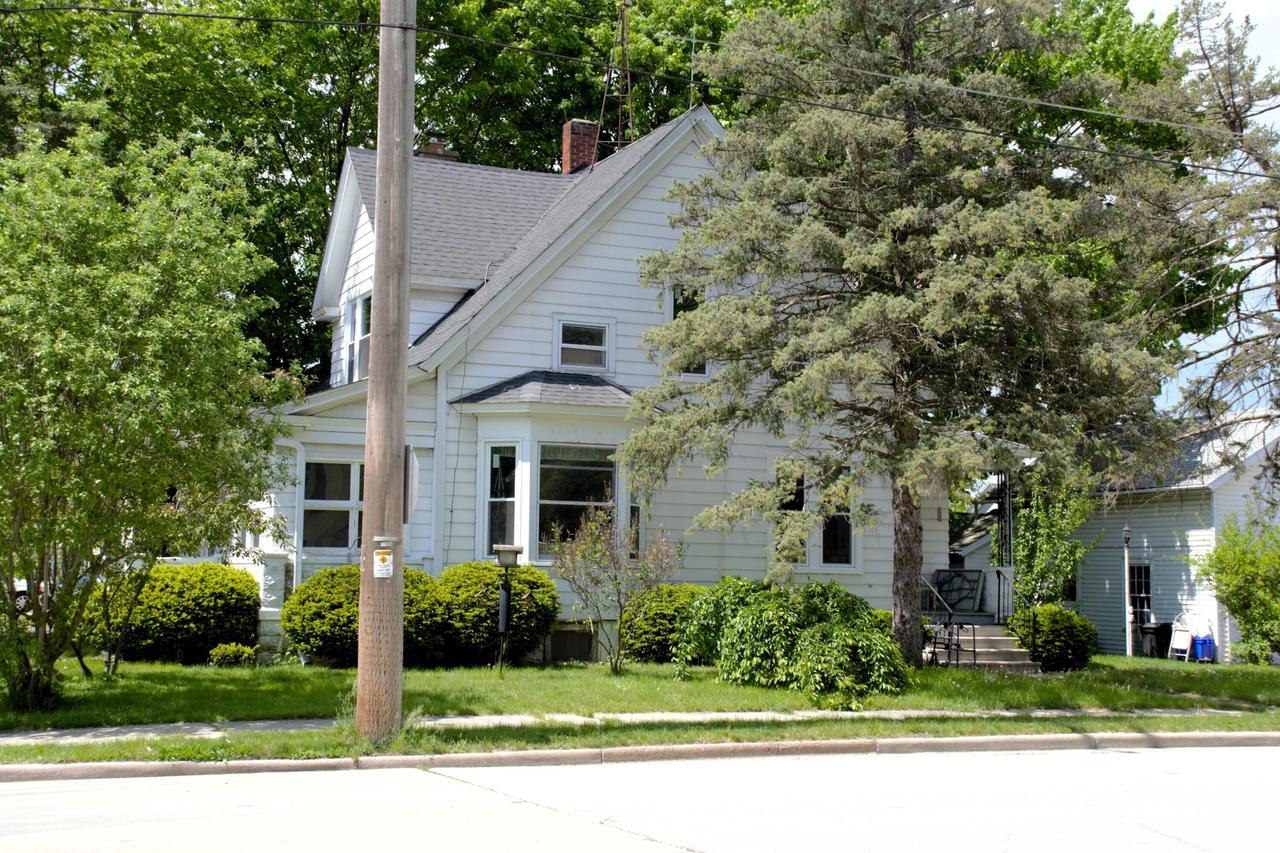 256 West Chestnut STREET