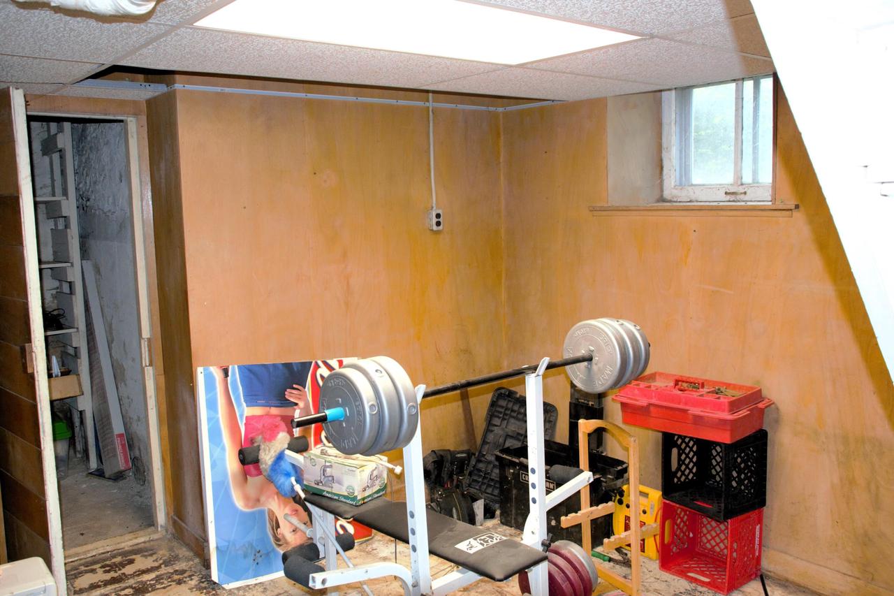 256 West Chestnut STREET