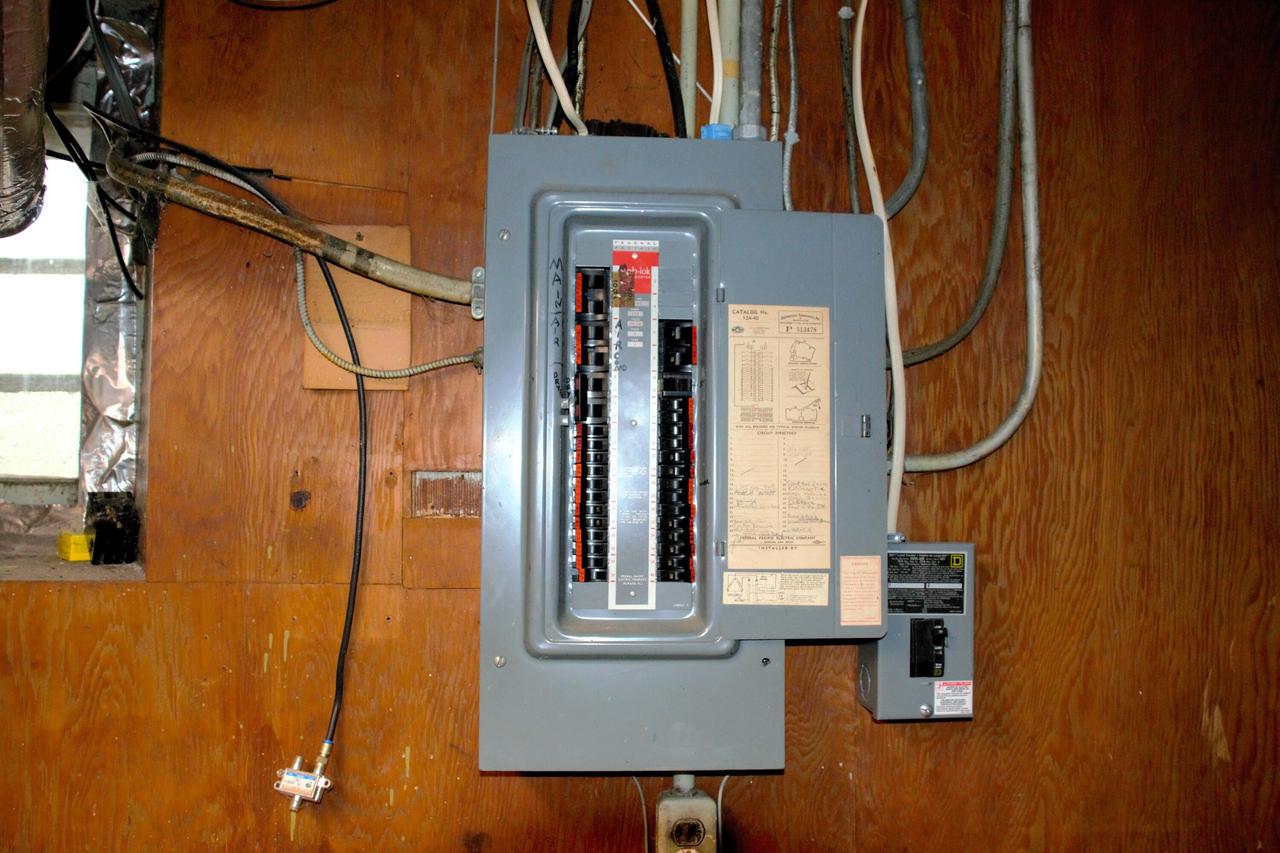 256 West Chestnut STREET