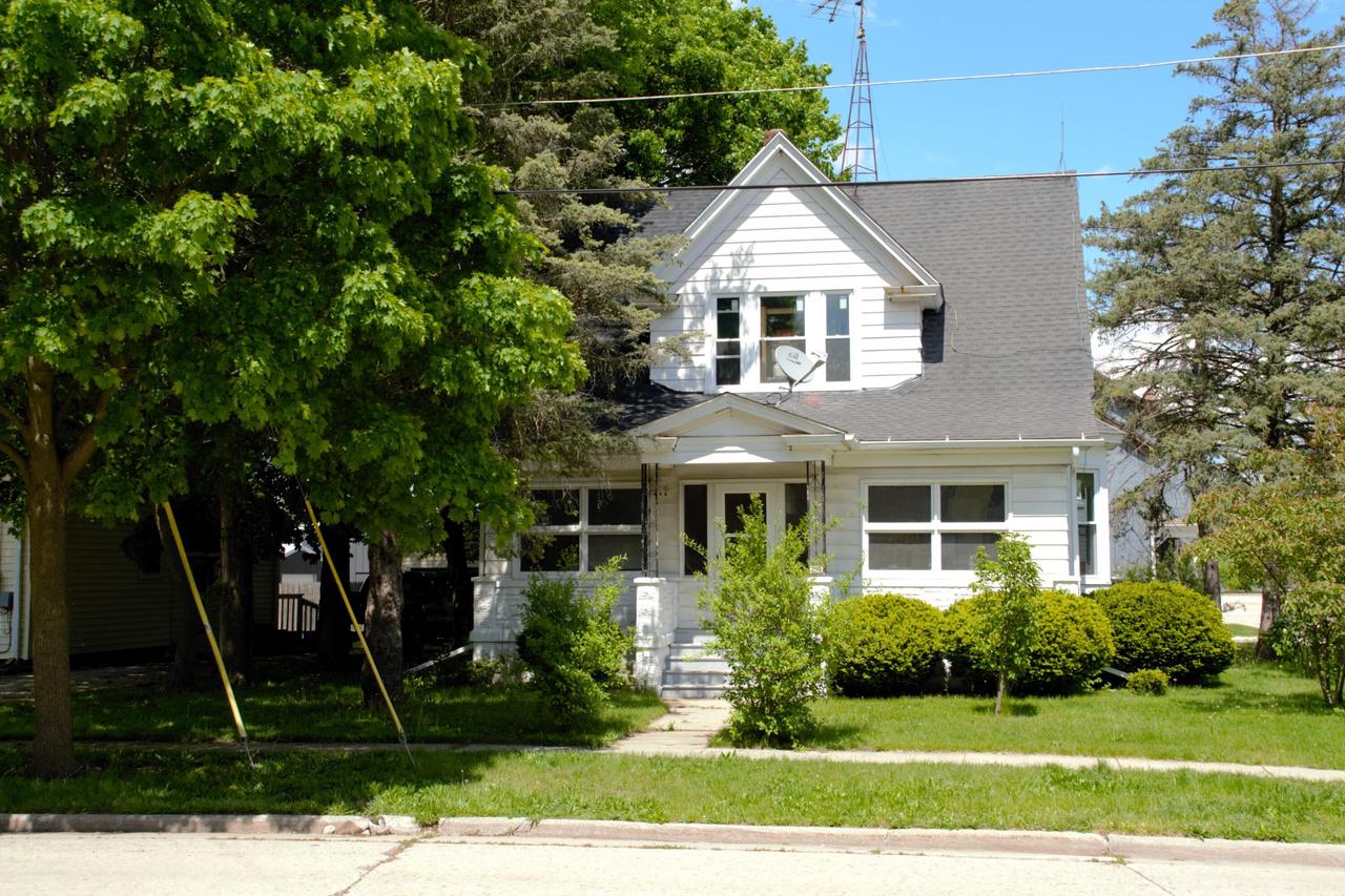 256 West Chestnut STREET