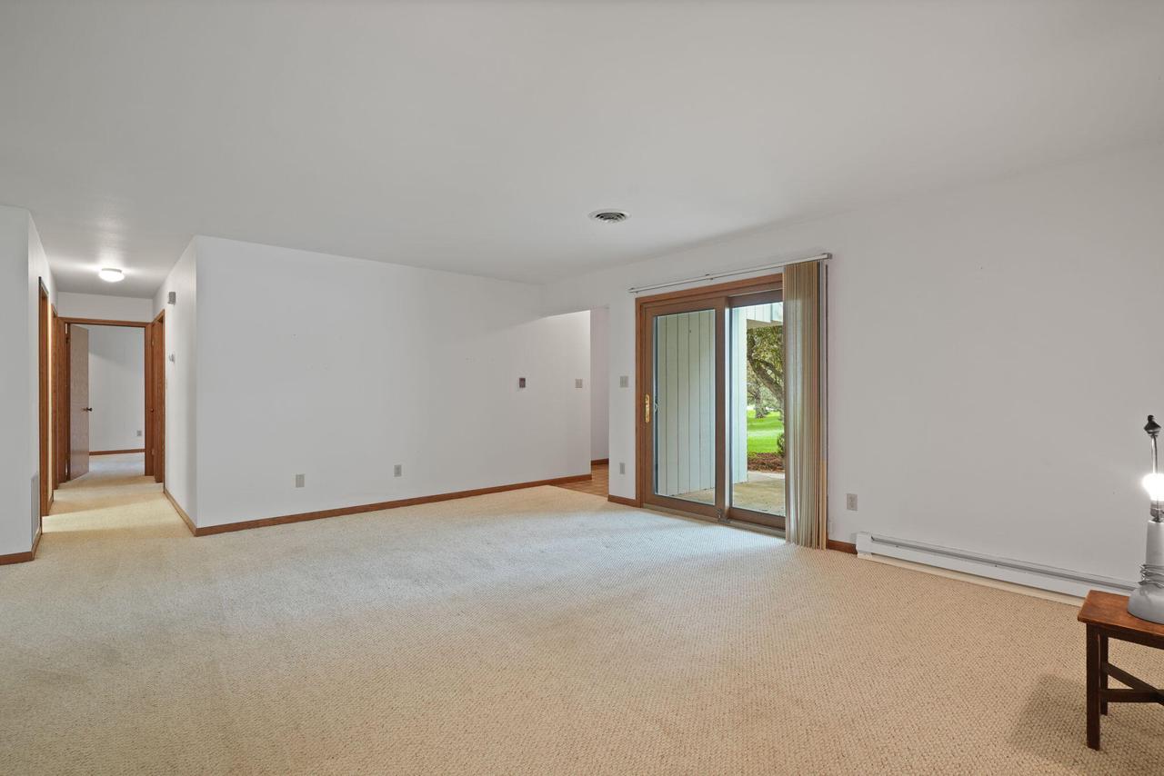 1430 Pheasant Run DRIVE 102