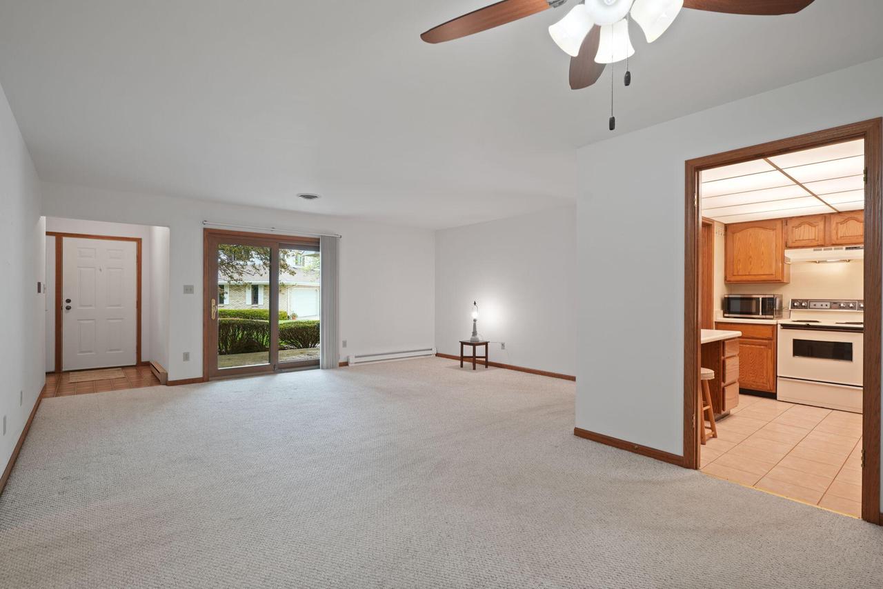 1430 Pheasant Run DRIVE 102