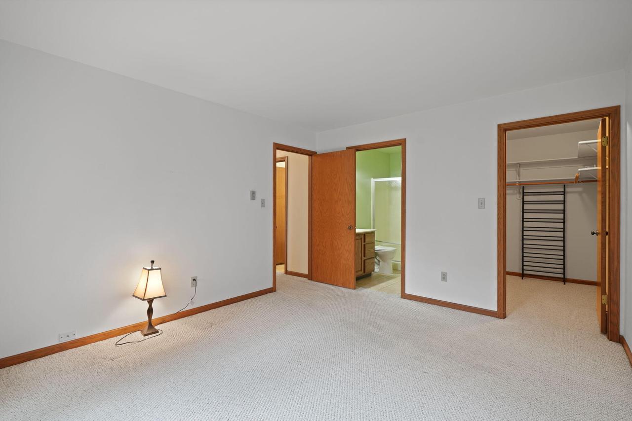 1430 Pheasant Run DRIVE 102