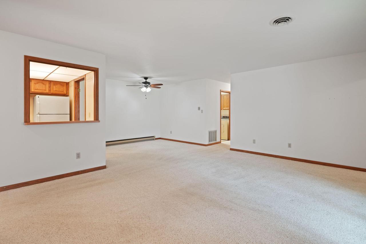 1430 Pheasant Run DRIVE 102