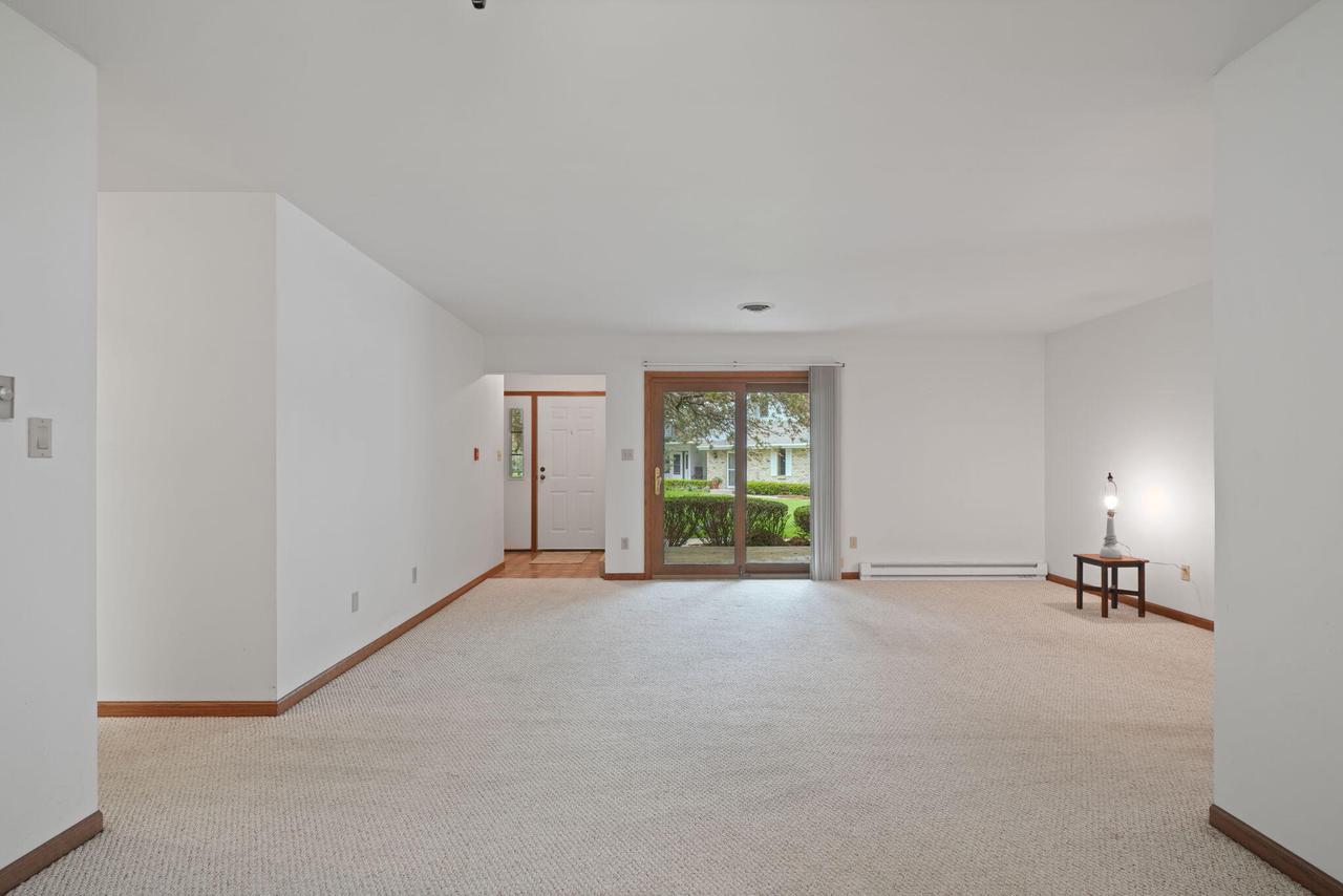 1430 Pheasant Run DRIVE 102