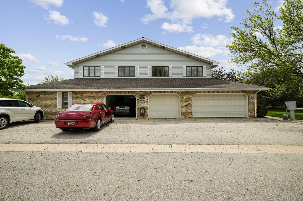 1430 Pheasant Run DRIVE 102