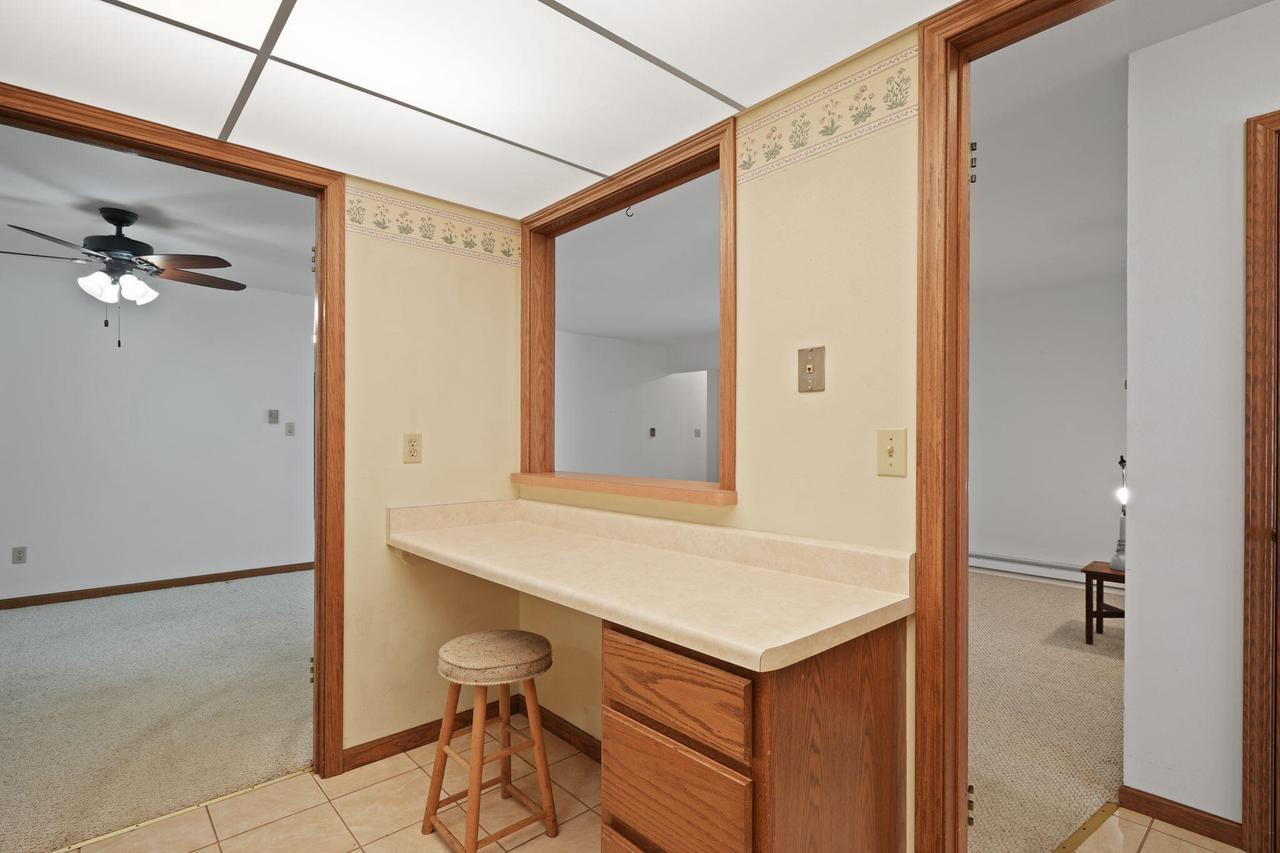 1430 Pheasant Run DRIVE 102