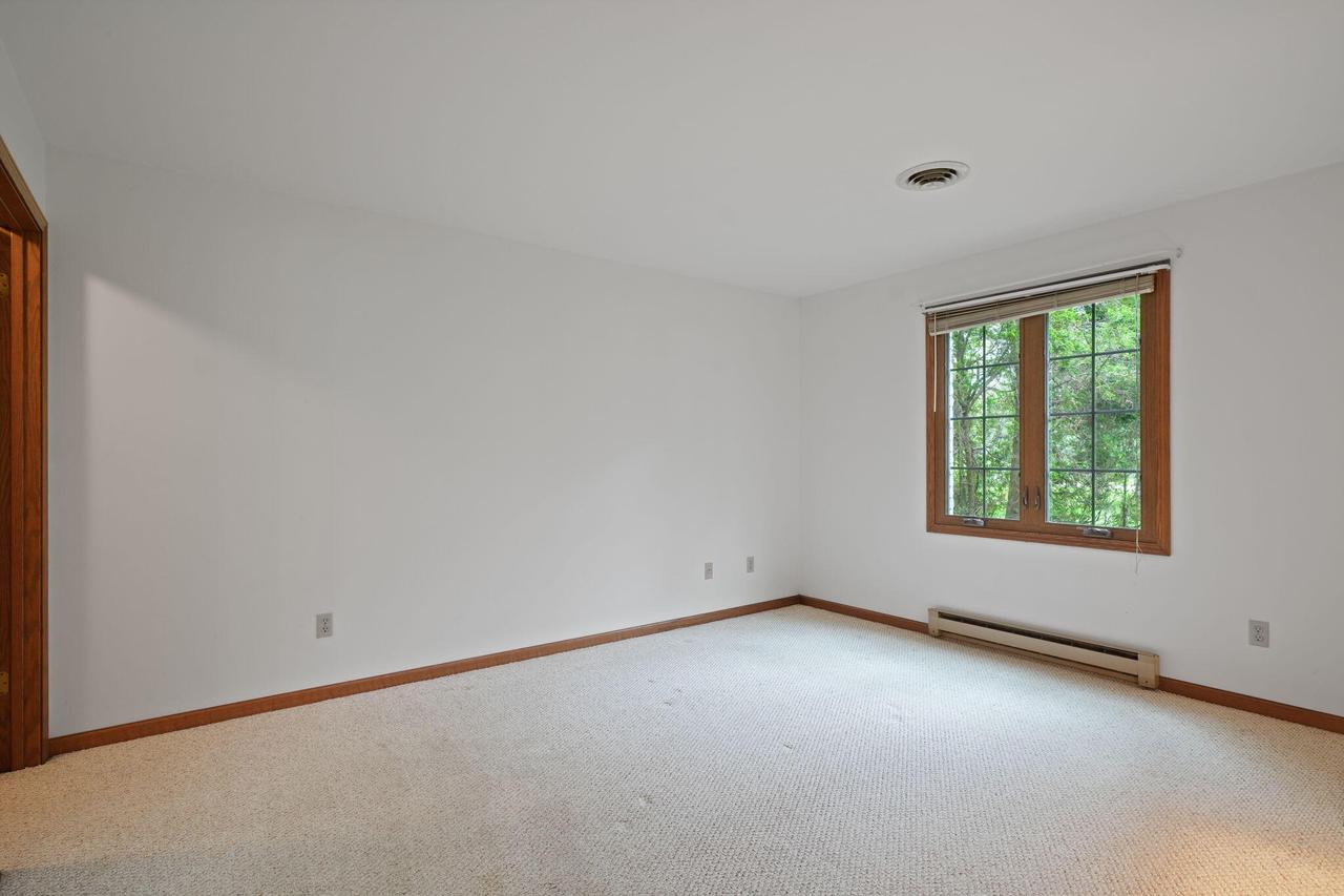 1430 Pheasant Run DRIVE 102