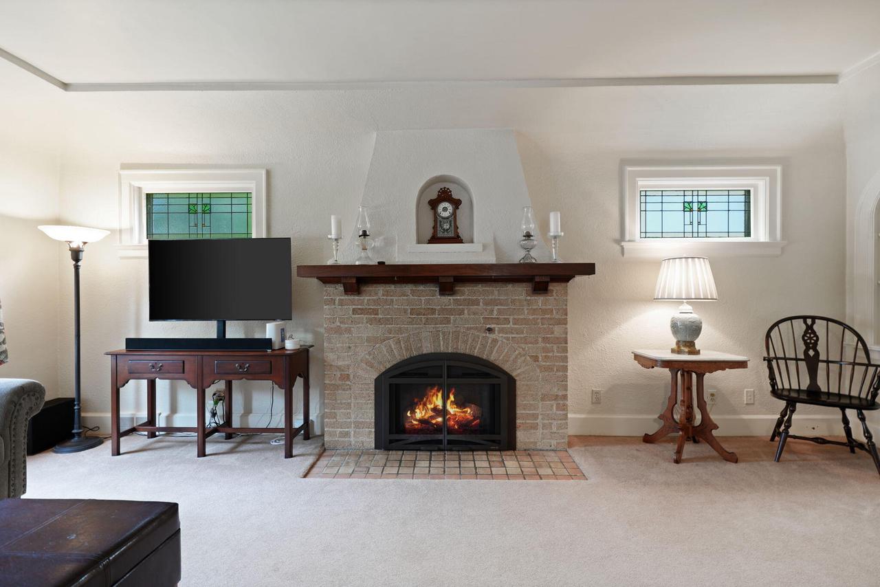 3005 North Main STREET