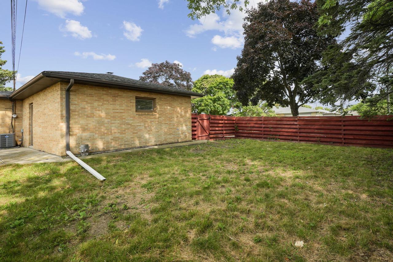 4617 Pierce BOULEVARD