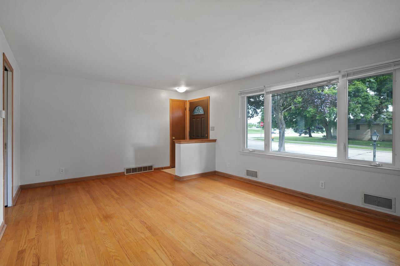 4617 Pierce BOULEVARD