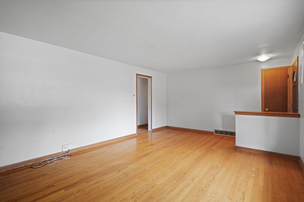 4617 Pierce BOULEVARD