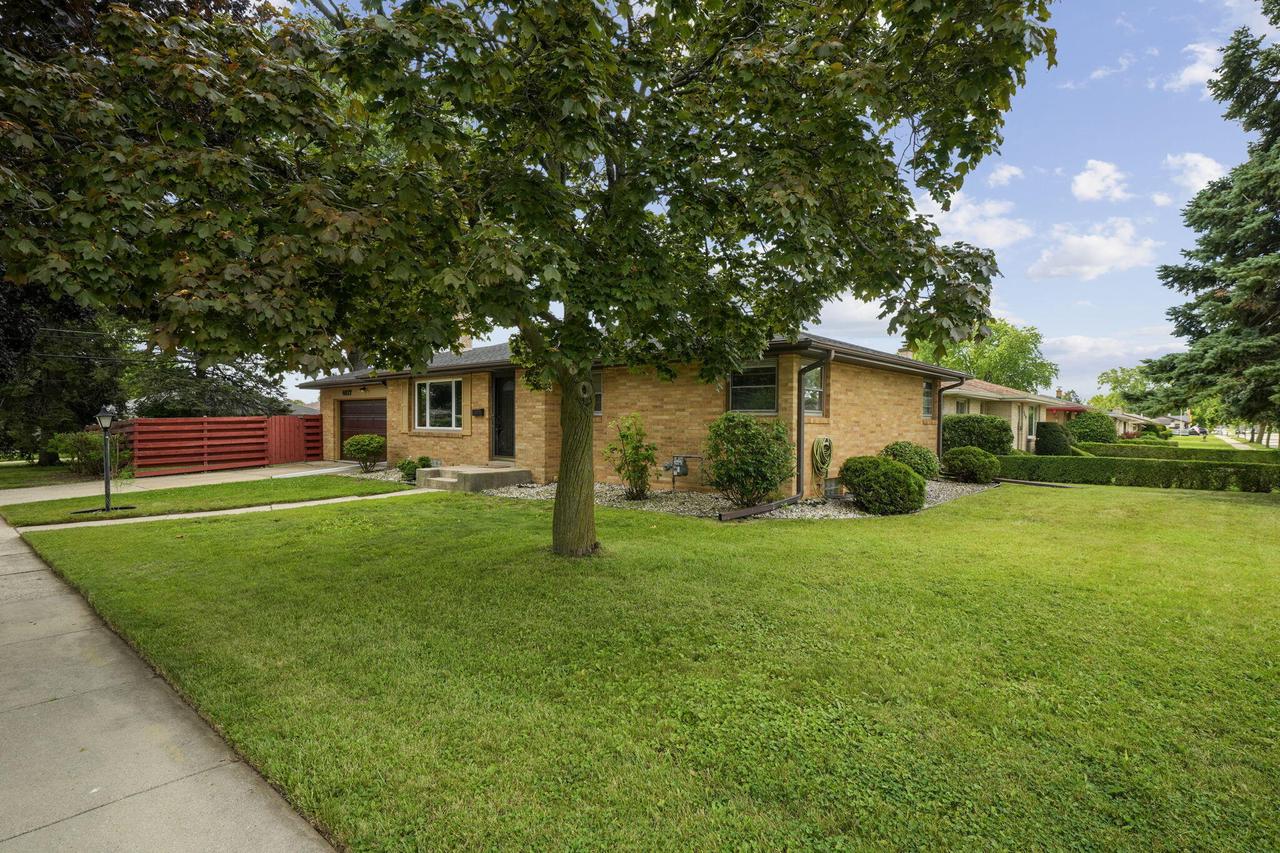 4617 Pierce BOULEVARD