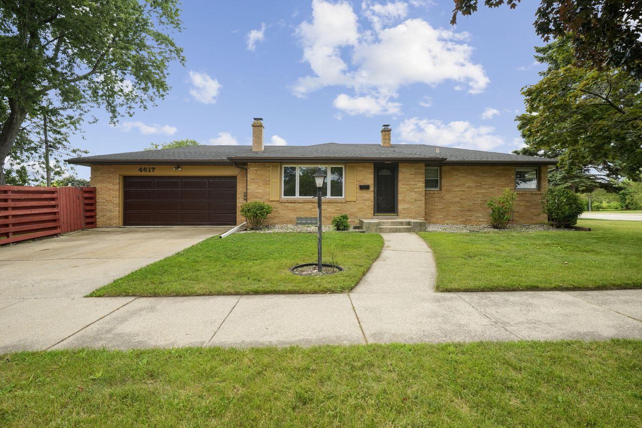 4617 Pierce BOULEVARD