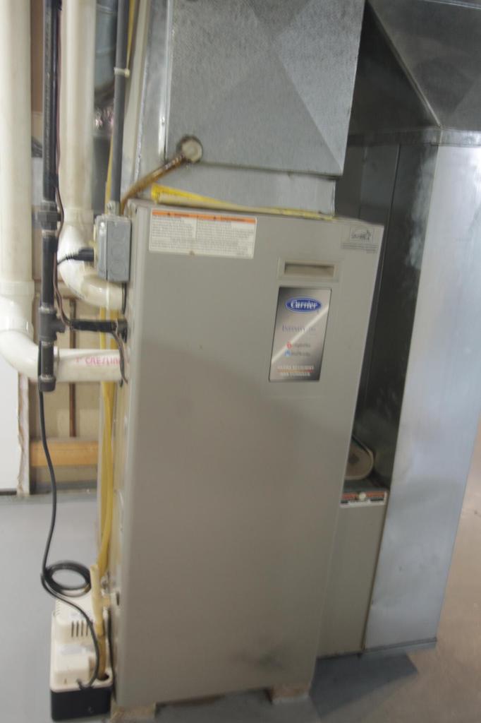 2905 Arlington AVENUE