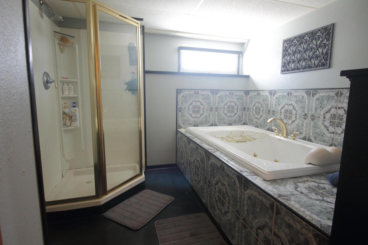 2905 Arlington AVENUE