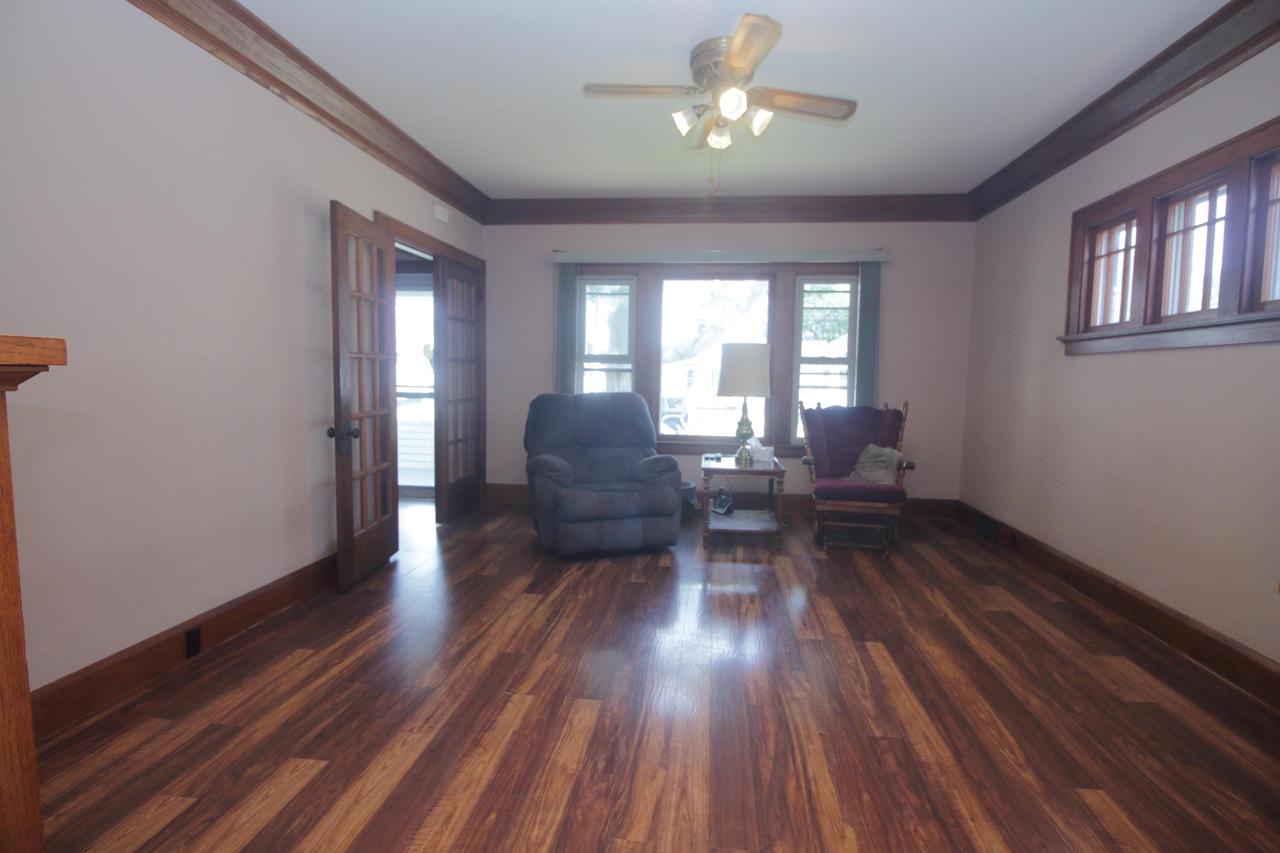 2905 Arlington AVENUE