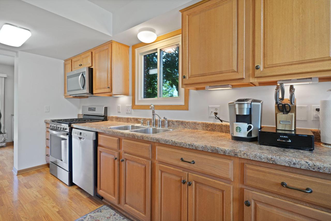 5803 Cambridge CIRCLE 6