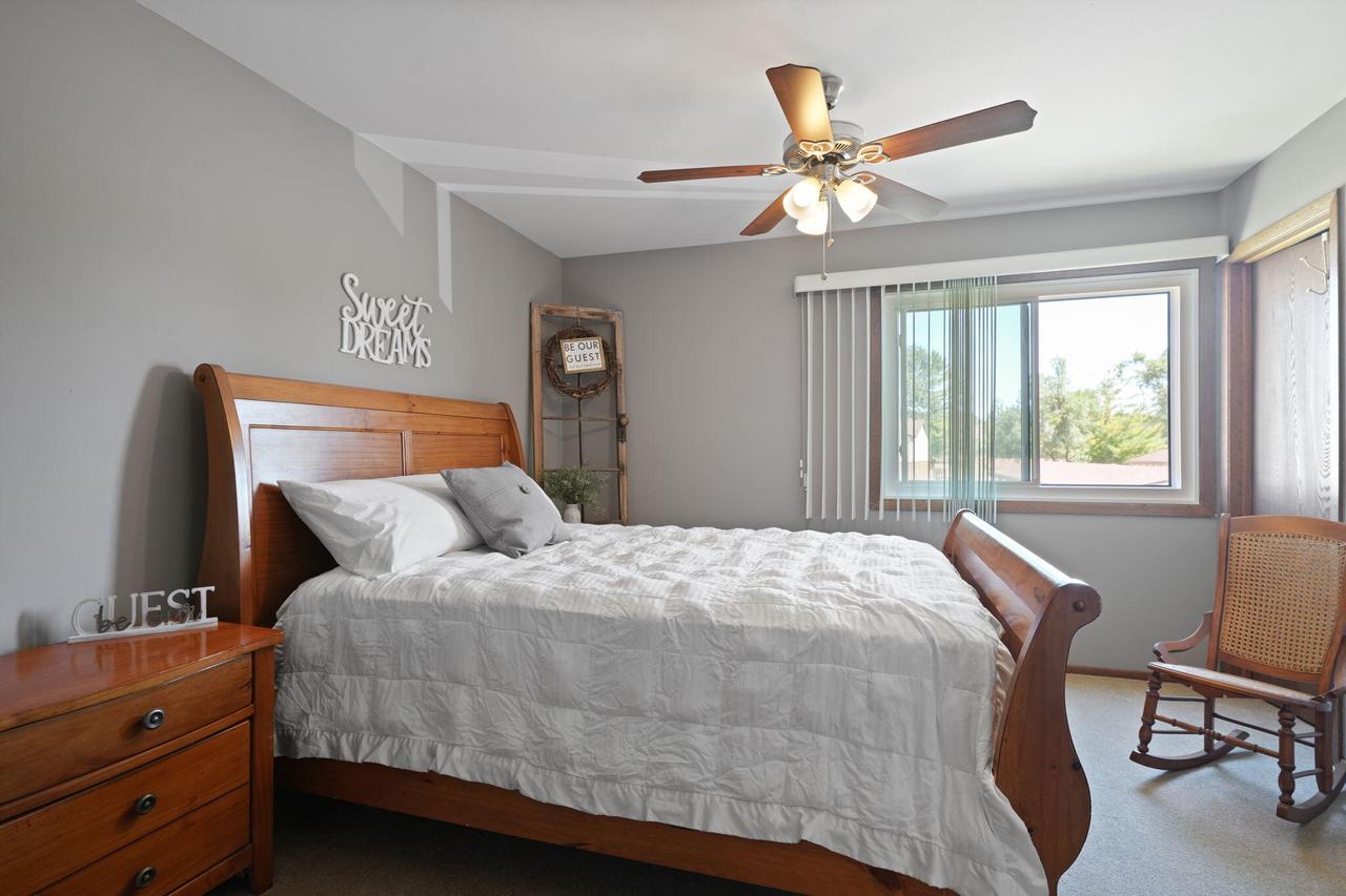 5803 Cambridge CIRCLE 6