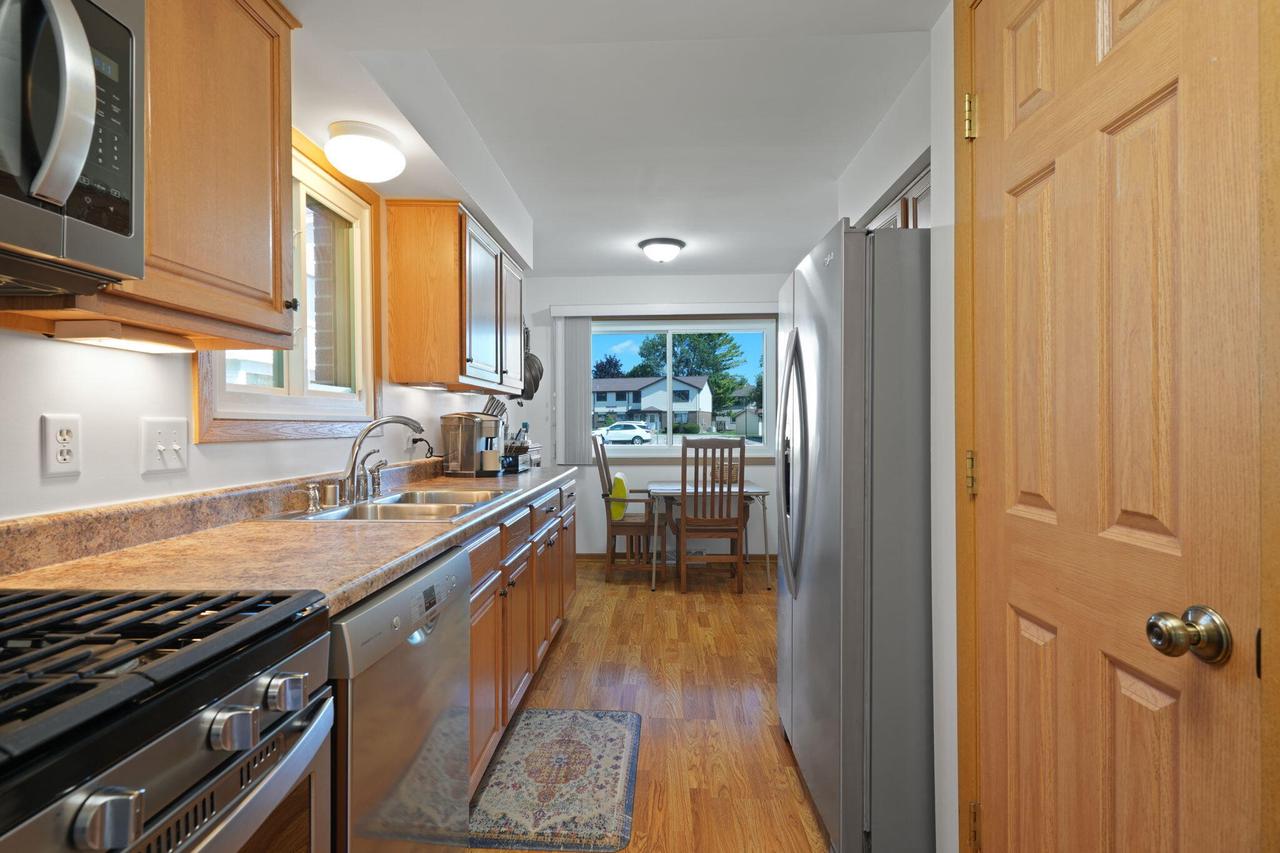 5803 Cambridge CIRCLE 6