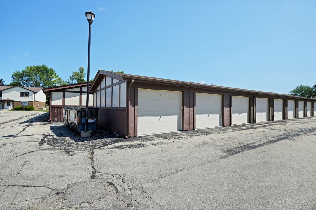 5803 Cambridge CIRCLE 6