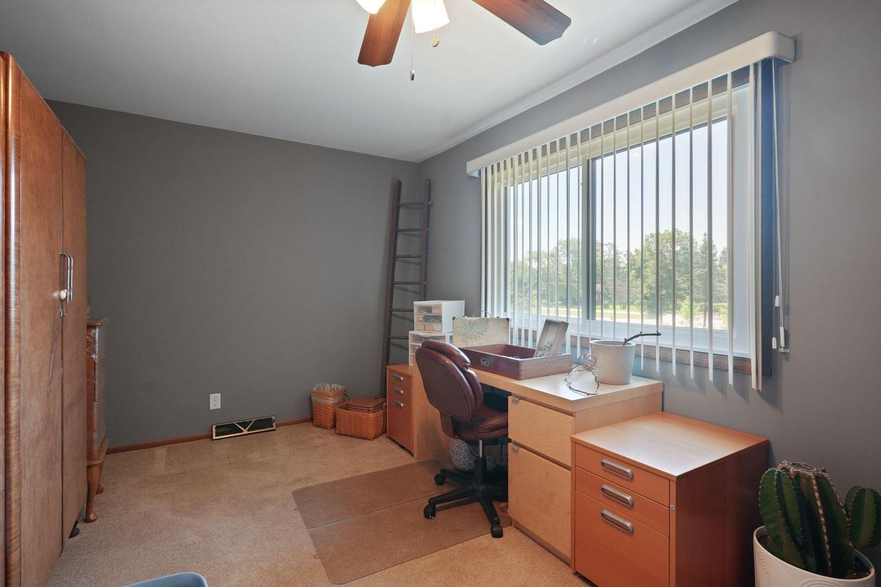 5803 Cambridge CIRCLE 6