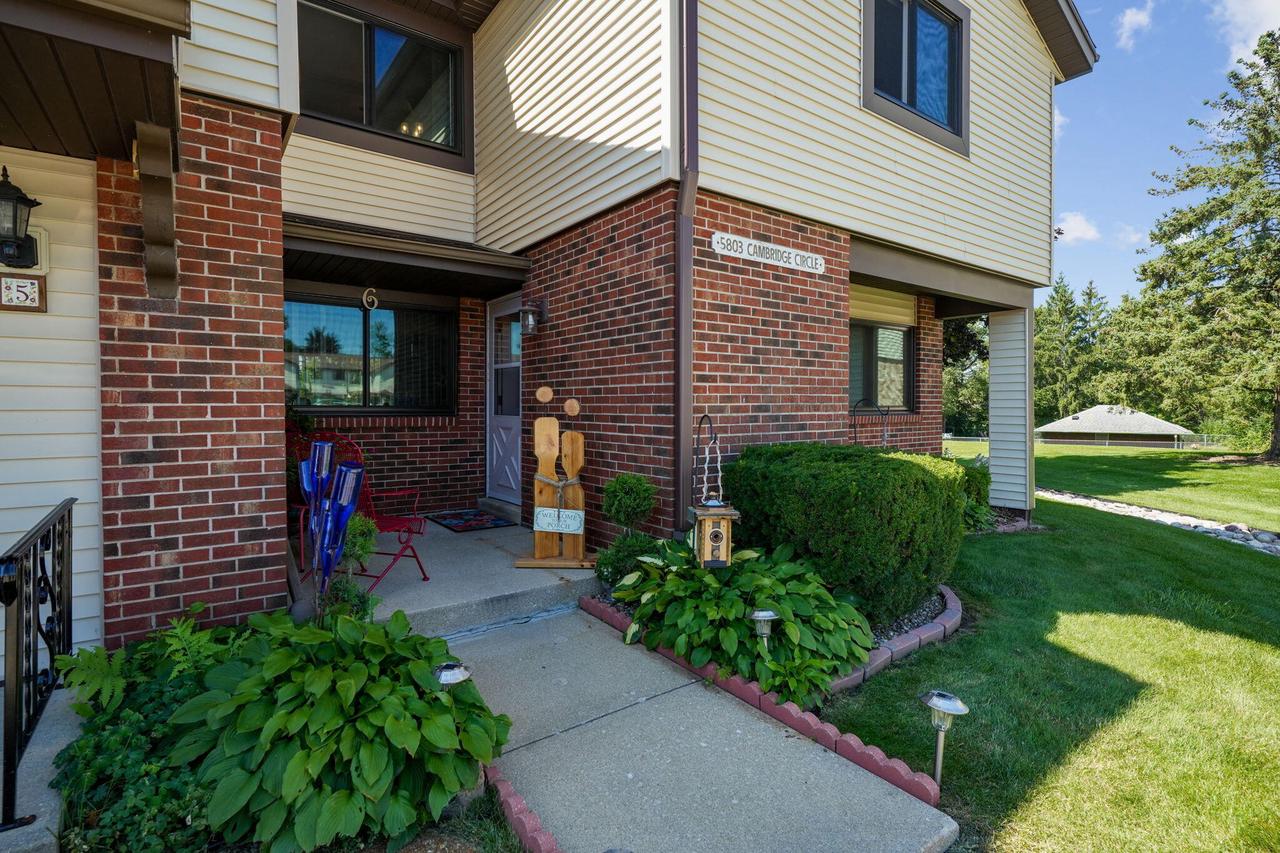 5803 Cambridge CIRCLE 6