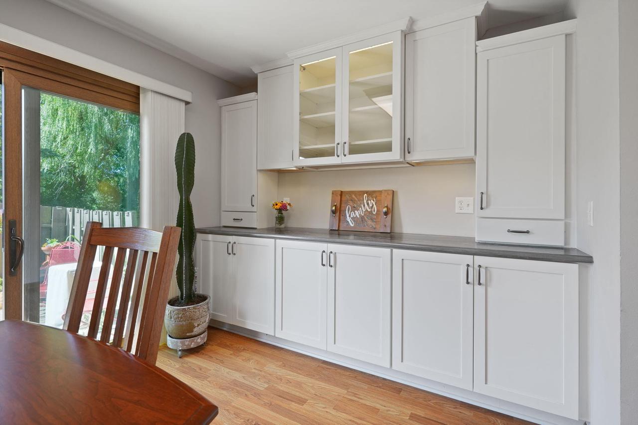 5803 Cambridge CIRCLE 6