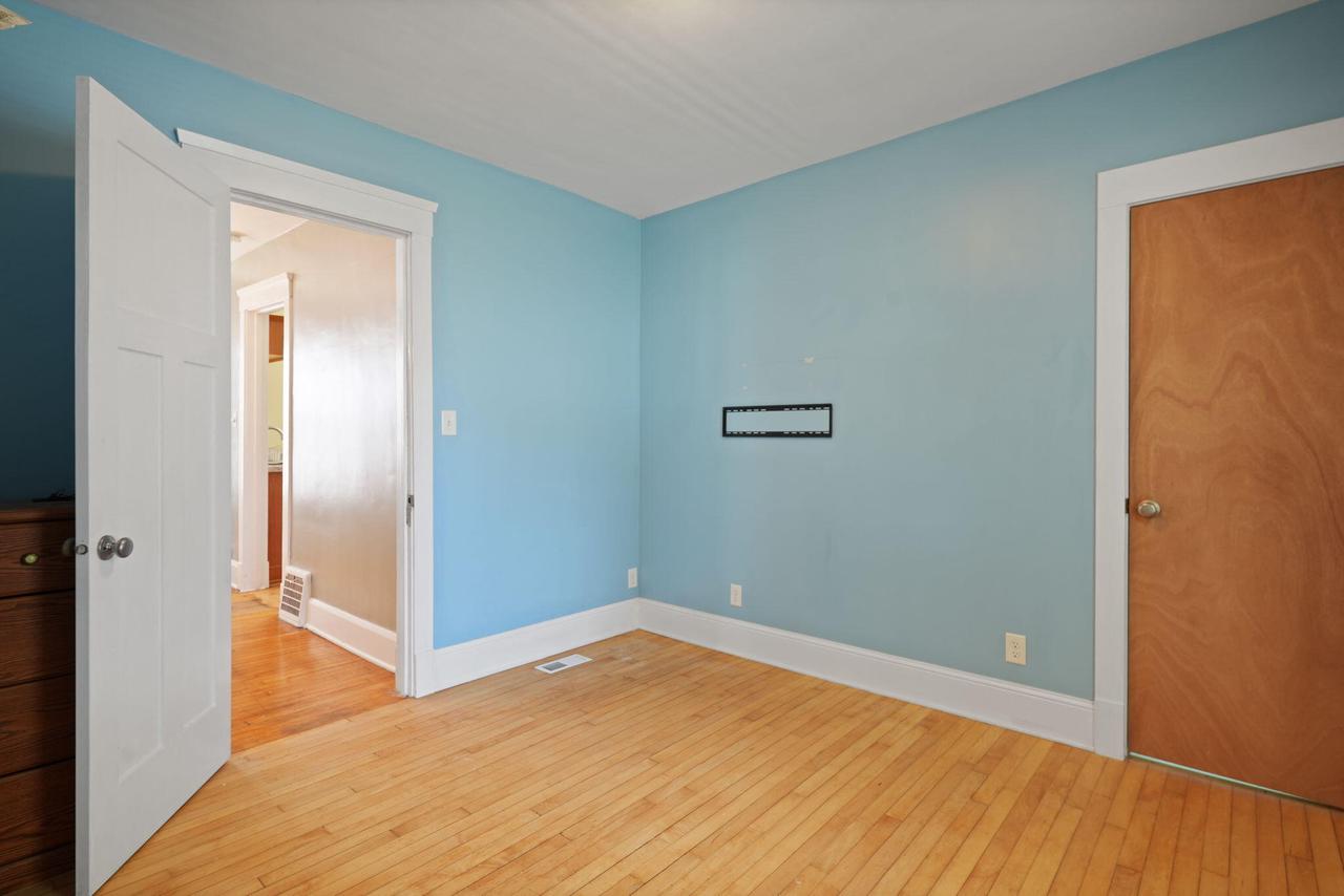 1429 Plainfield AVENUE