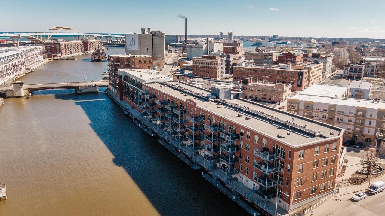 130 South Water STREET 204