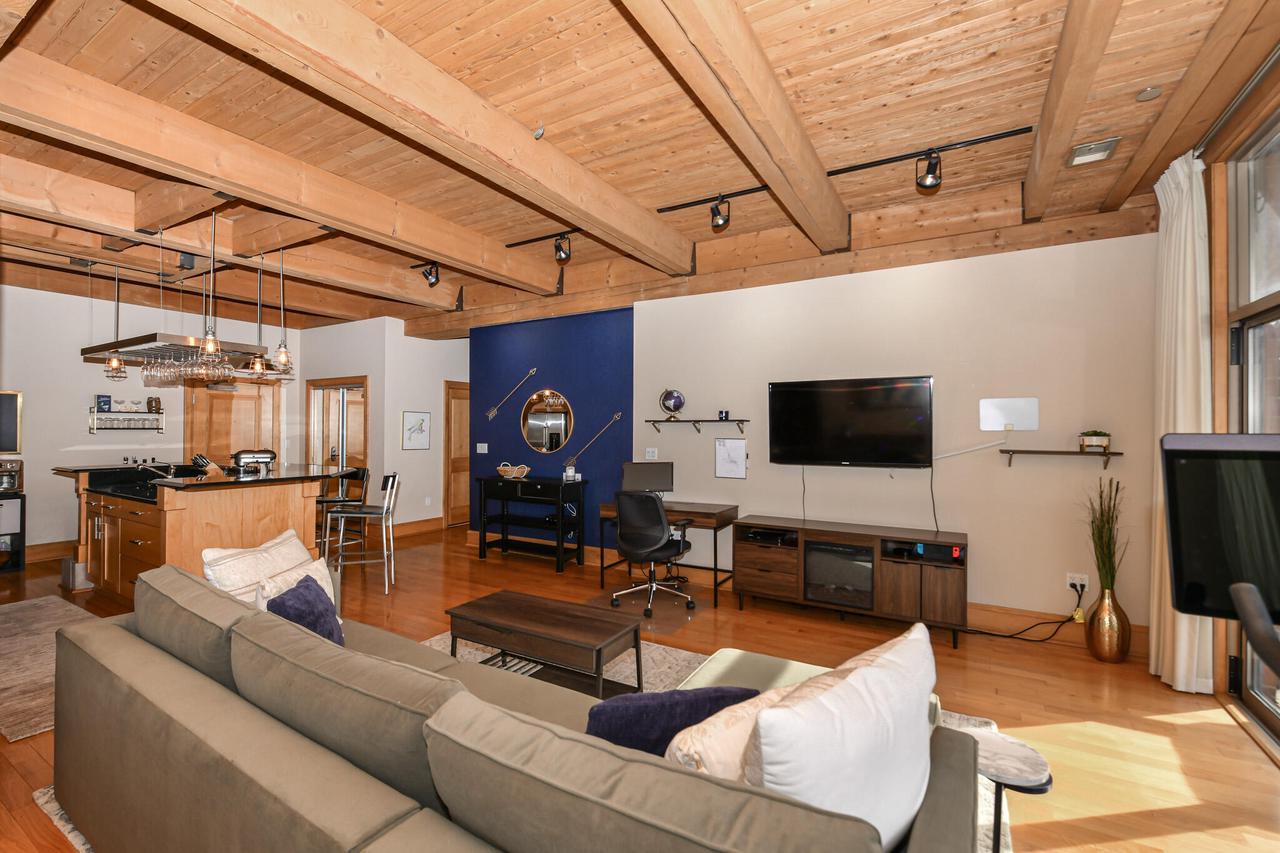 130 South Water STREET 204