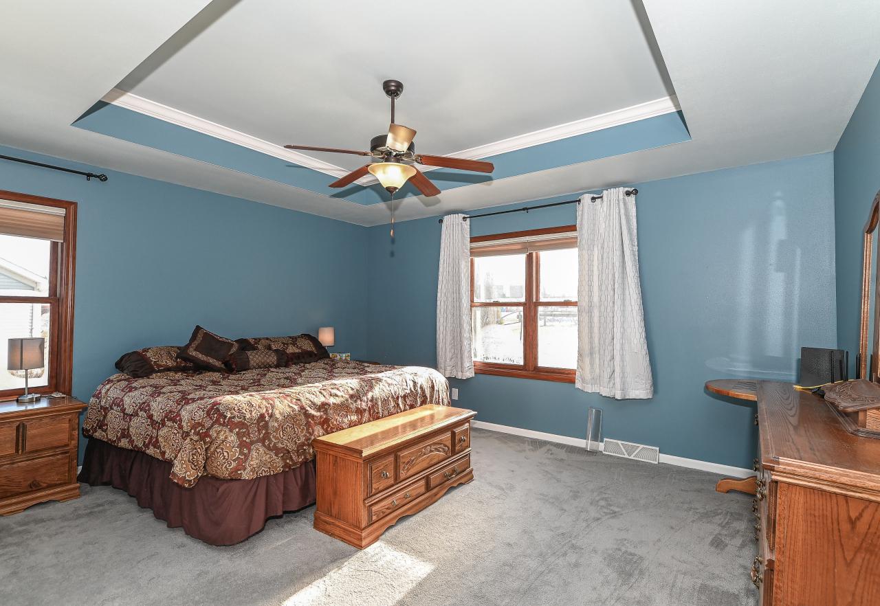 6459 Heritage AVENUE